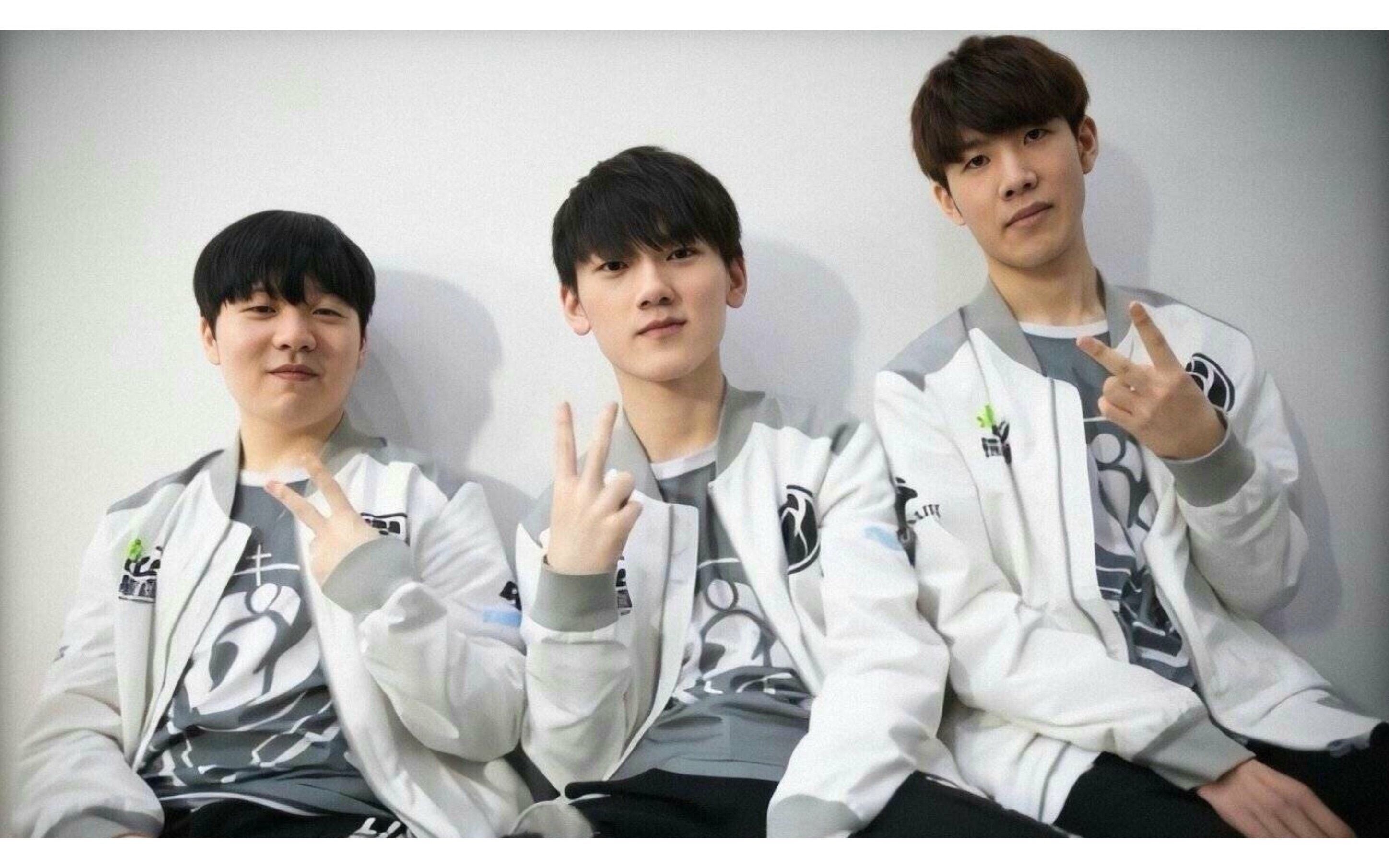 同时还有1
