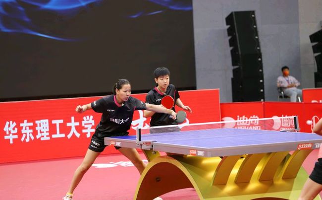 参赛者需提 参赛者需提