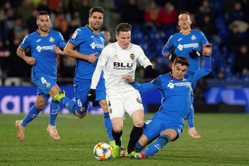 双方都曾展 双方都曾展