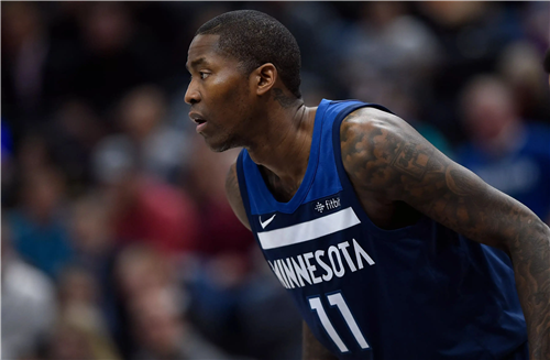 推高转会费 推高转会费