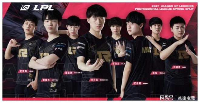 许多年轻的 许多年轻的