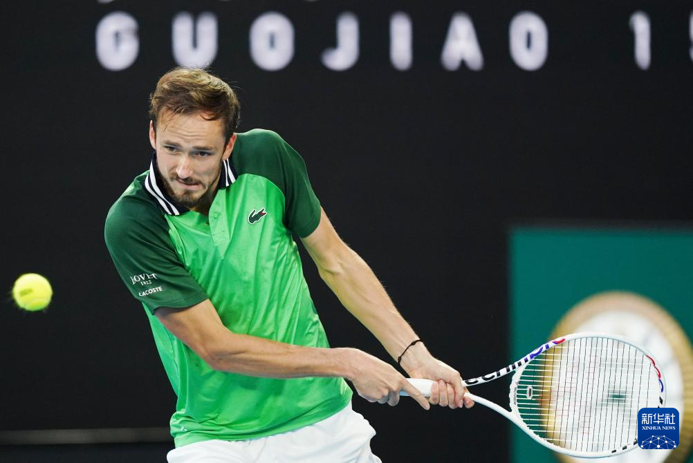 我们期待他 我们期待他